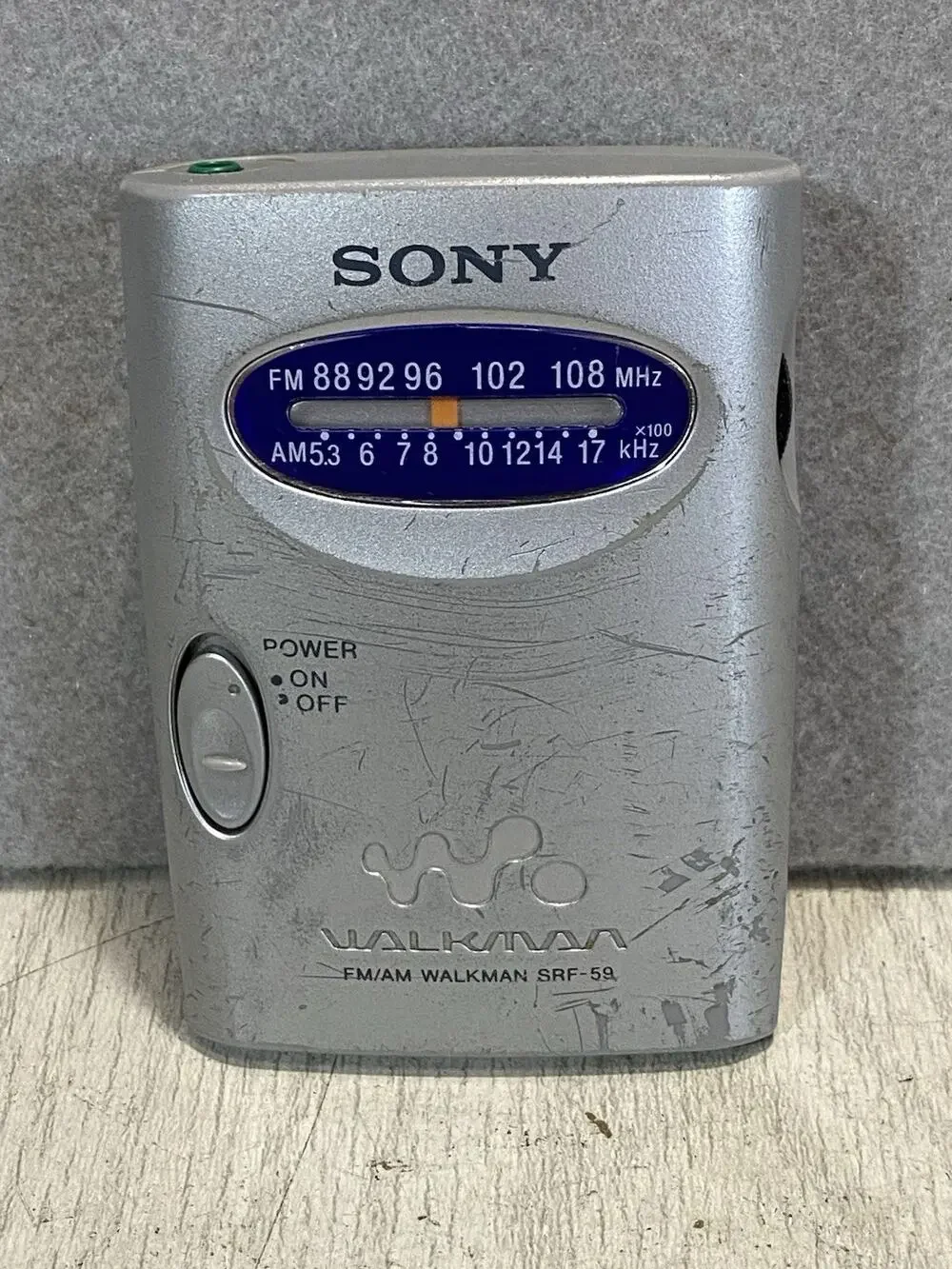 Sony Walkman FM/AM Pocket Radio SRF-59 Portable Receiver Silver Tested